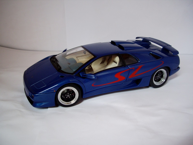 1 18 Lamborghini Diablo SV 1996 AutoArt Bleu 70082